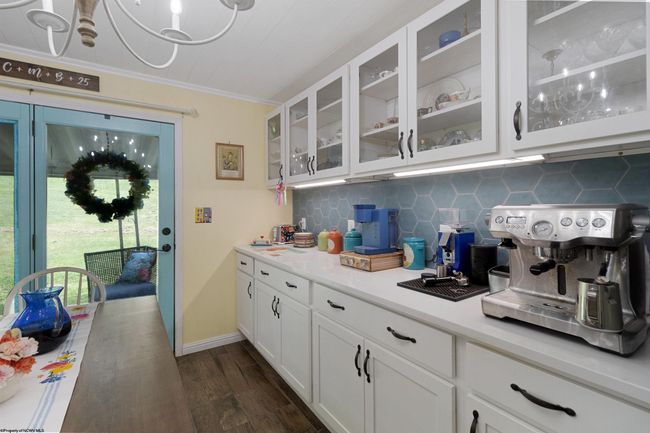 10401 Skin Creek Rd, House other with 4 bedrooms, 3 bathrooms and 3 parking in Horner WV | Image 11