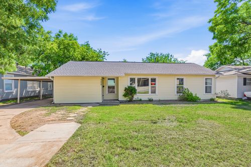3608 Katrine St, Haltom City, TX, 76117-3105 | Card Image