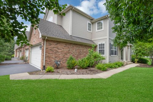 1850 Maureen Dr, Hoffman Estates, IL, 60192-4812 | Card Image