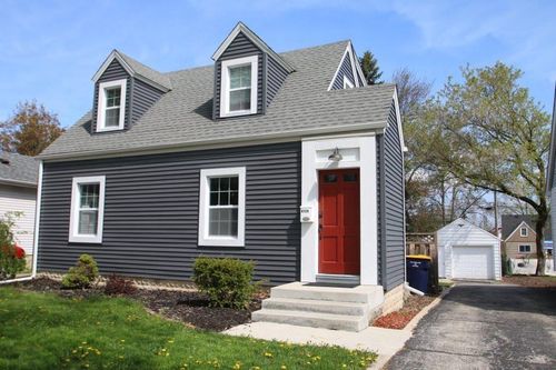 8724 W Mcmyron Street, WEST ALLIS, WI, 53214 | Card Image