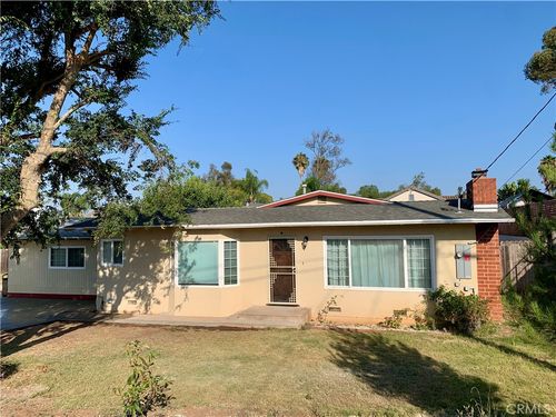 673 Grove Hill Dr, San Marcos, CA, 92069-3318 | Card Image