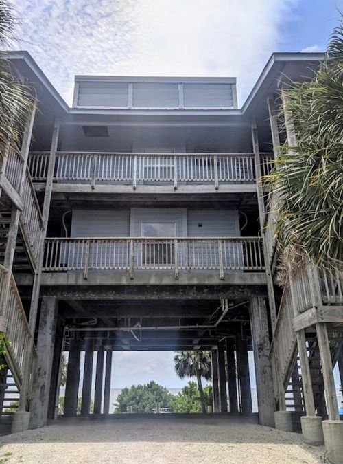 8d-11 Old Mill Dr, Cedar Key, FL, 32625-5103 | Card Image