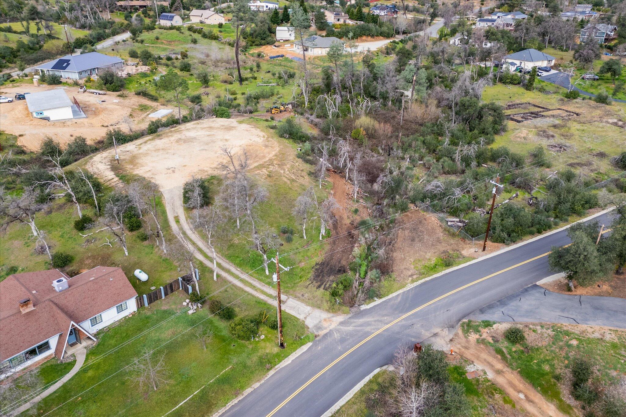 Land in Redding 2