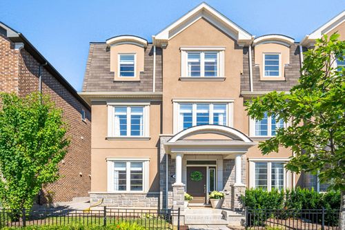 th28-1222 Rose Way, Milton, ON, L9E1P2 | Card Image