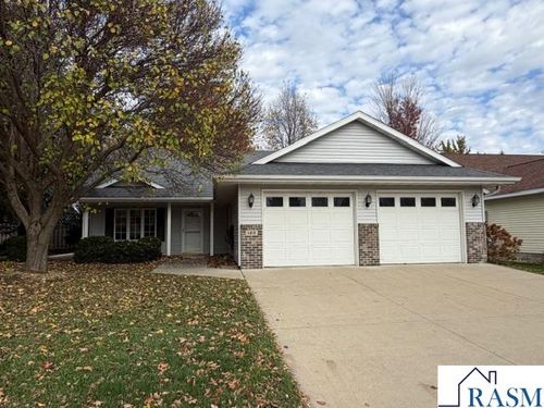 120 Cameo Ln, Mankato, MN, 56001-5880 | Card Image