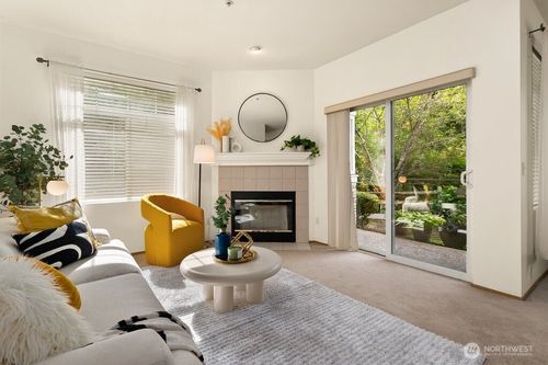 5-6-5810 S 232nd Pl, Kent, WA, 98032-6475 | Card Image