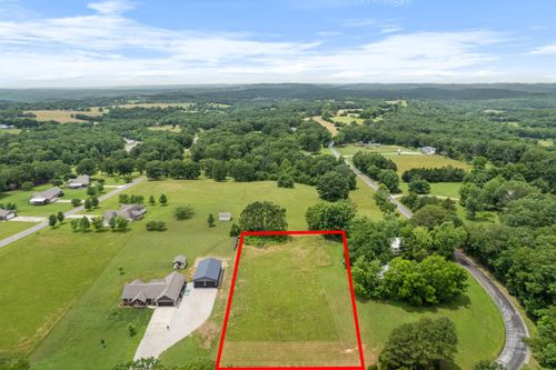 605 Hulls Ford Rd, Taneyville, MO, 65759-5265 | Card Image