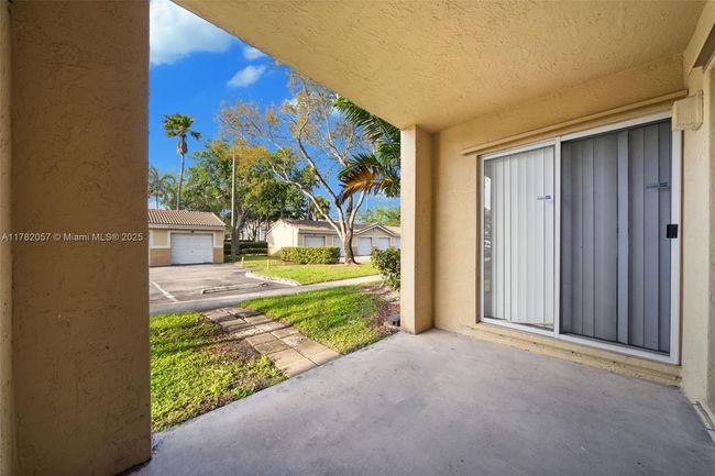 APT-107 - 2600 S University Dr, Condo with 2 bedrooms, 2 bathrooms and null parking in Davie FL | Image 18