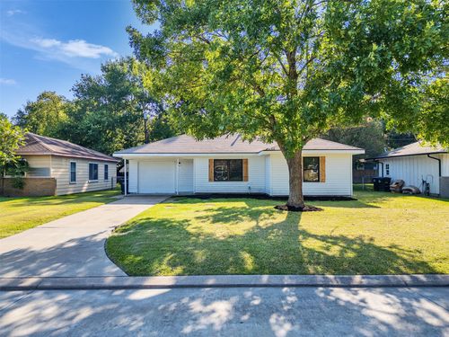 1705 S Park Dr, Alvin, TX, 77511-4351 | Card Image