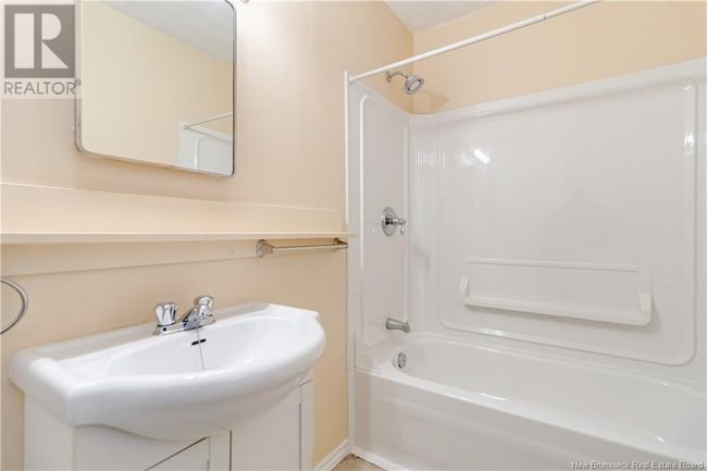 837 Rue Amirault, House other with 5 bedrooms, 3 bathrooms and null parking in Dieppe NB | Image 35