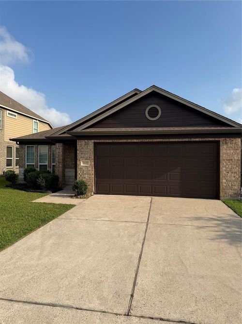 2227 Sanders Brook Dr, Baytown, TX, 77521-7631 | Card Image