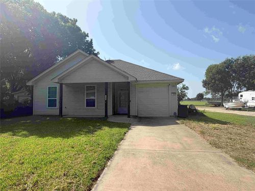 122 Katy St, Cleburne, TX, 76031-5808 | Card Image