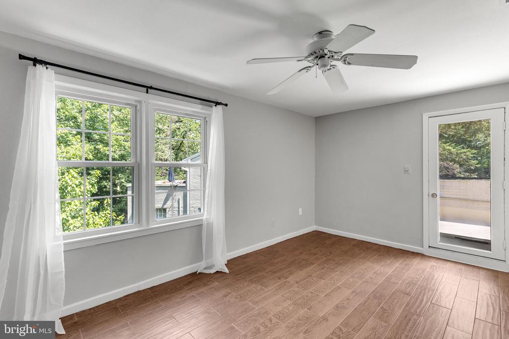 Residential Lease in ARLINGTON 2