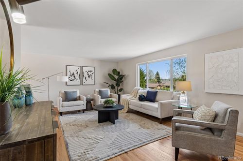 1995 S Poplar St, Denver, CO, 80224-2274 | Card Image