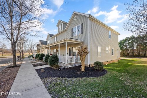 411 Ashbury Cir, Sweetwater, TN, 37874-2340 | Card Image