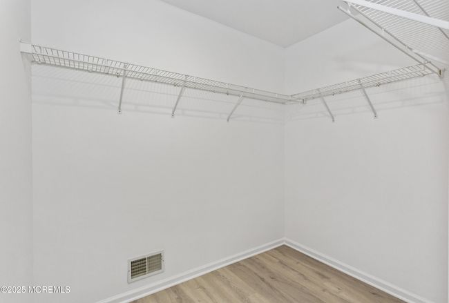 Master Walk In Closet | Image 31
