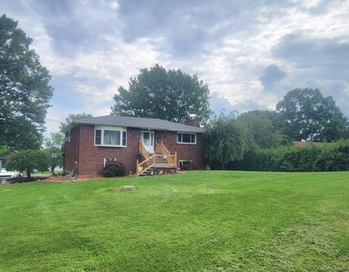 13 Lakeview Dr, Warwick, NY, 10990-3027 | Card Image