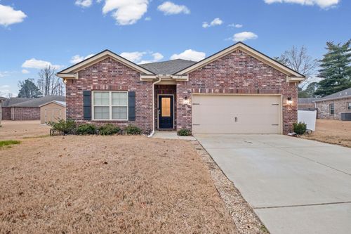 257 Colonial Heights Dr, Munford, TN, 38058-6803 | Card Image