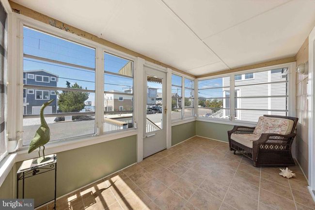 215 W 23 Rd St, House other with 3 bedrooms, 1 bathrooms and null parking in SHIP BOTTOM NJ | Image 9