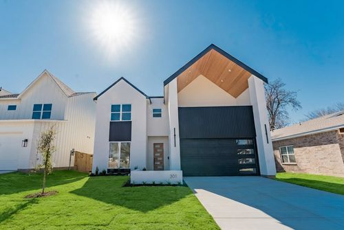 3018 Rochester St, Dallas, TX, 75215-5317 | Card Image