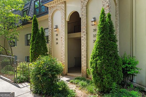 34 Chaumont Sq Nw, atlanta, GA, 30327-1028 | Card Image