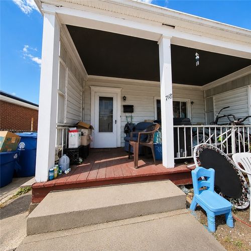 718 Bennett St, Mckeesport, PA, 15132-1303 | Card Image
