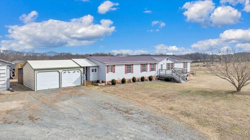 627&amp;641 Novelty Rd, Union Hall, VA, 24176 | Card Image