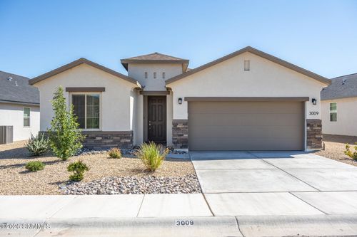 3009 Fortune Rd, Las Cruces, NM, 88012-8118 | Card Image