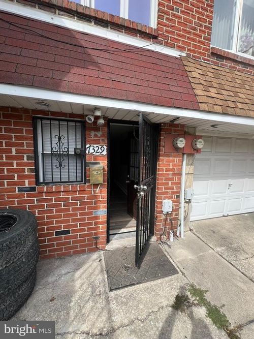 7329 Merganser Pl, PHILADELPHIA, PA, 19153-2717 | Card Image