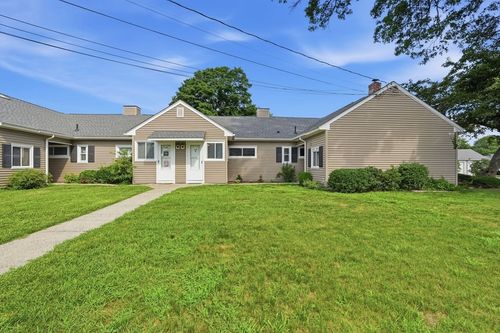 116-116 Applewood Dr, Chicopee, MA, 01022-1127 | Card Image
