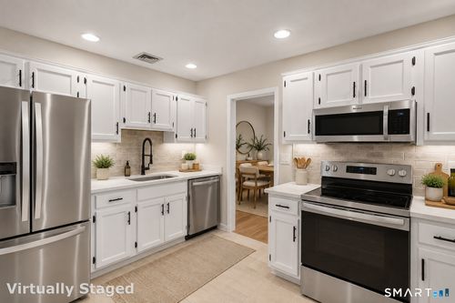 26d4-166 Old Brookfield Rd, Danbury, CT, 06811-4048 | Card Image