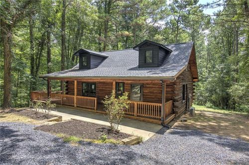 252 Hudson Way, Dalton, GA, 30721-9526 | Card Image