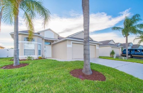 211 Aylesbury Ln, DAVENPORT, FL, 33837-7603 | Card Image