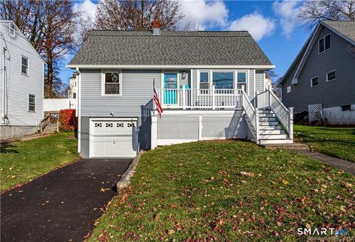 78 Rena Pl, Fairfield, CT, 06825-1504 | Card Image