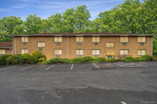 apt-x-15 Scenic Dr, Croton-On-Hudson, NY, 10520-1720 | Card Image