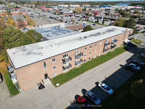 72 First St, Orangeville, ON, L9W2E4 | Card Image