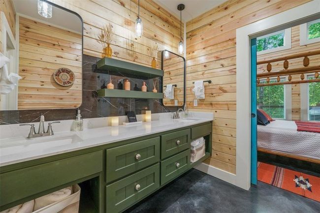 144 Hidden Pines Loop, House other with 2 bedrooms, 3 bathrooms and null parking in Broken Bow OK | Image 17