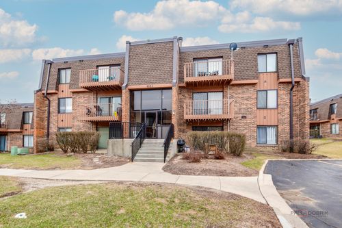 apt-1b-631 Derry Ct, Schaumburg, IL, 60193-3233 | Card Image