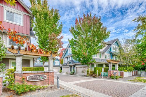 {{alt}} | Card Image