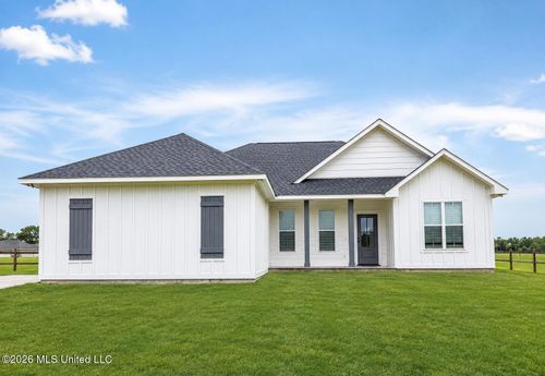 40 Theodore Dr, Poplarville, MS, 39470-5605 | Card Image