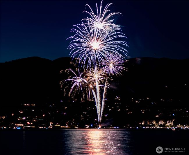 Wapato Point Fireworks | Image 36