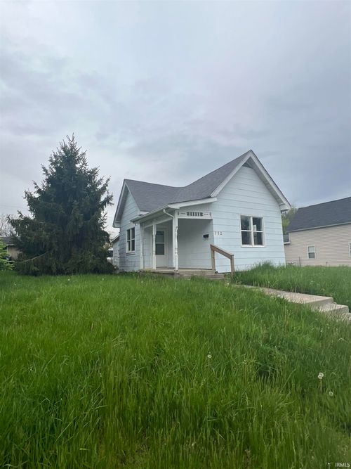 712 E Water St, Portland, IN, 47371-2033 | Card Image