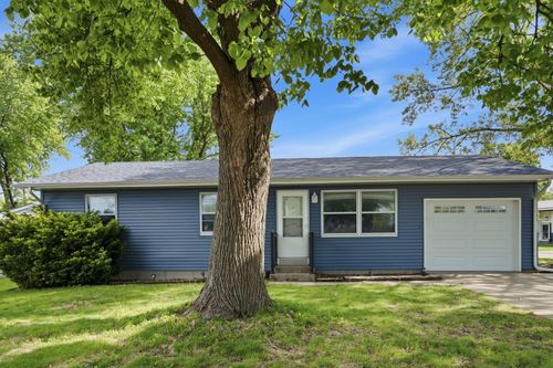 2010 W 63rd Street, Davenport, IA, 52806 | Card Image