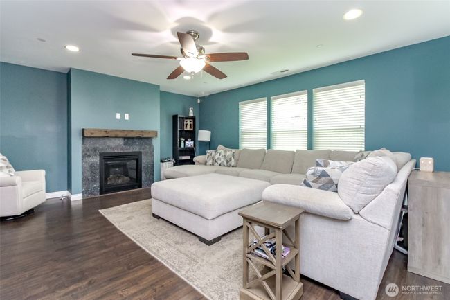 1194 Swan Loop, House other with 4 bedrooms, 3 bathrooms and 3 parking in Dupont WA | Image 10