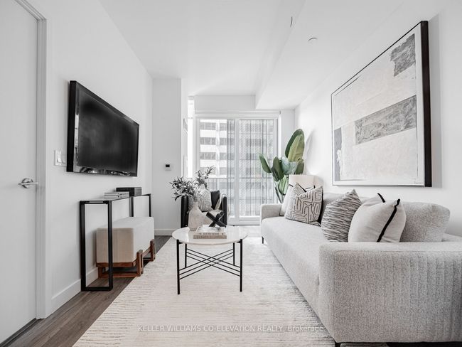 1003 - 8 Eglinton Ave E, Condo with 1 bedrooms, 1 bathrooms and null parking in Toronto ON | Image 19