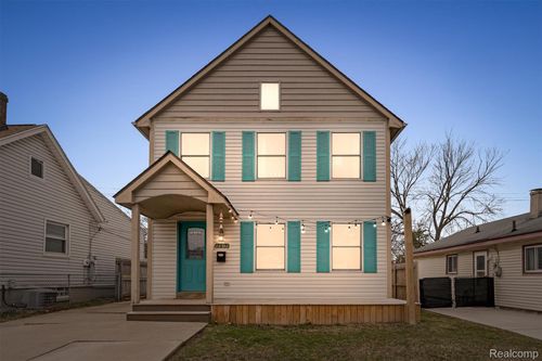 2017 Almont St, Ferndale, MI, 48220-1503 | Card Image