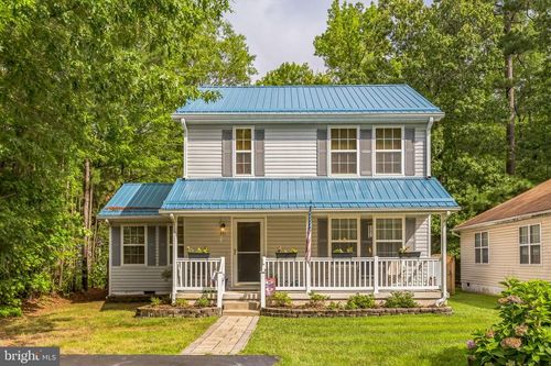 351 9th St, COLONIAL BEACH, VA, 22443-1619 | Card Image