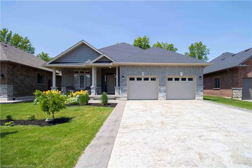 31 Sycamore Dr, Port Dover, ON, N0A1N6 | Card Image