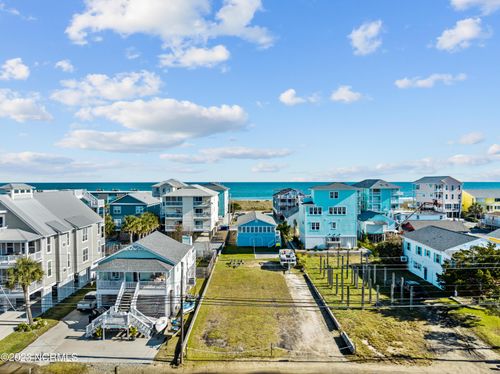 906 Canal Dr, Carolina Beach, NC, 28428-6035 | Card Image