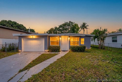 2917-2917 Nw 7th Ct, Fort Lauderdale, FL, 33311-6601 | Card Image